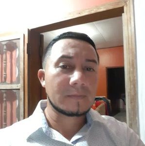 Meet your Posher, Manuel